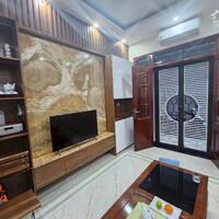 Nhà riêng đẹp, MỚI, sổ vuông đét, 31m2 * 5T NGÕ Ô TÔ tại Nam Dư - Lĩnh Nam - Hoàng Mai
