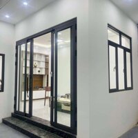 Đường Trường chính Chính chủ bán 70m,mt6m , 5 tầng ,ô tô. Kinh doanh.