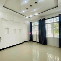 CHO THUÊ NHÀ 2 LẦU KDC HƯNG PHÚ GẦN TRƯỜNG MẦM NON NGÔI SAO