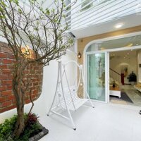 Nhà mặt tiền Căn nhà vườn siêu xinh tại thành phố Bình Dương chủ 2,8 tỷ 95m2