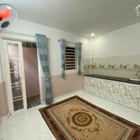 Nhà 1 trệt 1 lầu, dtsd  96m2,sổ hồng riêng, thổ 100%, , đức hòa, long an