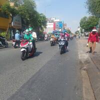 Mặt tiền Kinh Doanh Đông Đúc CMT8 , Ngang 7.2x23.5 = 170m2 , 1 trệt suốt nhà mới