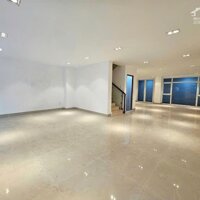 VIP - Toà Nhà MT Hoa Lan, Q. Phú Nhuận - 8m x 18m, 5 Tầng Có Hầm, TM, PCCC