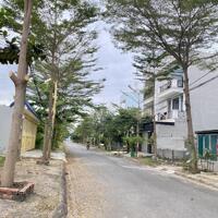 Bán Nhà 3 Tầng, Ô TÔ Ngủ Nhà , Cạnh Global City, Liên Phường, 5 Tỷ TL