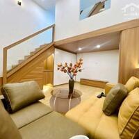 Nhà Đẹp Ở Luôn Tôn Đức Thắng, Đống Đa 110m, giá 3.35 tỷ.