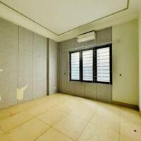 Bán nhà phố Trần Thái Tông, quận Cầu Giấy  5 tầng, mặt tiền 3.8m, diện tích 38m2