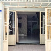 Nhà hẻm xe hơi đường số 4 gần khu đô thị Vạn Phúc Thủ Đức, sổ hồng 3,95 tỷ
