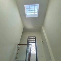 Nhà phú mỹ Dx đường 7m bình dương  gần KDC HT3