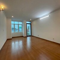 Cho thuê nhà mặt đường Bạch Đằng , Hạ Lý ,Hồng Bàng . Phù hợp làm văn phòng , kinh doanh hàng sạch sẽ