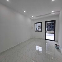 BÁN NHÀ BÁN NHÀ CMT8 HẺM KIA MORNING THÔNG CMT8 - DIỆN TÍCH 40M2 THỰC TẾ ĐANG SỬ DỤNG 44M2 - NHÀ 3 TẦNG MỚI VÀO Ở NGAY - 7.2 TỶ