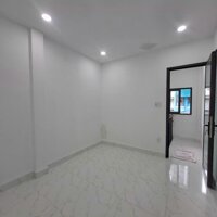 BÁN NHÀ BÁN NHÀ CMT8 HẺM KIA MORNING THÔNG CMT8 - DIỆN TÍCH 40M2 THỰC TẾ ĐANG SỬ DỤNG 44M2 - NHÀ 3 TẦNG MỚI VÀO Ở NGAY - 7.2 TỶ