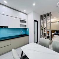 Bán nhà Lạc Long Quân, Cầu Giấy ngõ thông ô tô 20m nhà mới ở luôn DT 30m2 giá 7.85 tỷ
