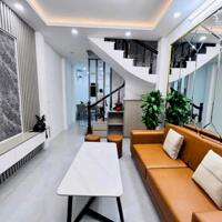 Bán nhà Lạc Long Quân, Cầu Giấy ngõ thông ô tô 20m nhà mới ở luôn DT 30m2 giá 7.85 tỷ