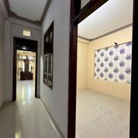 Cho thuê nhà lầu có nội thất trung tâm tp Phan Thiết 100m2. Giá 16tr/ tháng