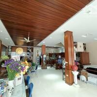 Bán nhà Nguyễn Khang, Cầu Giấy, 65m2, 3 tầng, lô góc, MT 5m, 19 tỷ