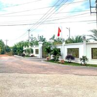 TÔI CHỦ BÁN 4s (20x40=819m2) góc 2MT, view sông sài gòn , trung tâm Thị Trấn,sát chợ GIÁ 550tr/sổ