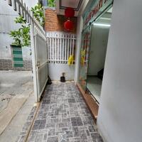Bán nhà 3 tầng 42m2 ngang 7 mét trung tâm Hùng Vương, Phường Lộc Thọ Nha Trang - Cách biển chỉ 3 phút