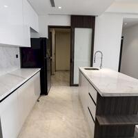Cho thuê căn hộ 4PN, 4WC, 180m2 tại Heritage West Lake, 95 triệu, Tây Hồ, Hà Nội