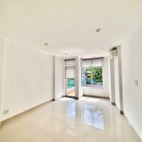 Bán nhà mặt tiền 30 tháng 4 Trung Tâm Biên Hòa, gần công Viện Biên Hùng, 80m2, giá 13.5 tỷ