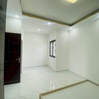 Bình Tân, Nhà 4 tâng 68m2, Ngang 5.5m, ô tô, giá rẻ