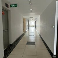 bán chung cư cao cấp hoàng mai, 82m, 2 ngủ ,2wc, tặng nội thất, có chỗ để ô tô, giá rẻ nhất khu vực