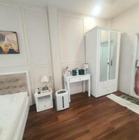 Gấp bán nhà  đất, gần mặt tiền gần Chợ Bến Thành Quận 1 TPHCM, giá  dưới 17 tỷ