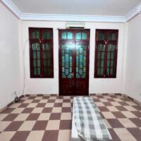 Bán nhà 50m2 chỉ 7.x tỷ phố Vĩnh Phúc, Ba Đình, 30m ra oto tránh, Mặt tiền rộng, 2 thoáng, Ngõ thông, Nhà đẹp ở luôn