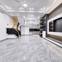 Bán nhà Thiên Lôi 50m2 x 4 tầng. 4PN, 3 Vs sau nhà mặt đường. dãy 7 căn còn 2