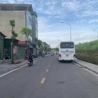 Rẻ nhất Mặt phố Đê Vàng Phúc Lợi 215m2, MT 9.8m nở hậu 10.9m, vỉa hè rộng, xây building cho thuê KD tốt