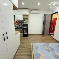 CHDV phố  Quan Hoa, quận Cầu Giấy 6 tầng, mặt tiền 4m, diện tích 65m2