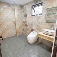 Bán Nhà Ngọc Trì - Thạch Bàn. Đi bộ ra chợ. Bãi gửi xe gần nhà. 40m x 5T. chỉ 5.8 tỷ.
