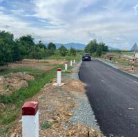 Bán lô diên xuân dt 1900m2 gía 800tr lh Trinh 0976396883