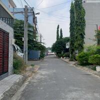 Lô Đất thổ cư ngang 5m đường xe hơi 7m ngay Chợ Đầu Mối Nông Sản Thủ Đức, bán 2,5 tỷ