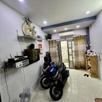 Nhà đường Nguyễn Thị Tú 2 tấm + 2PN + lô góc 2 mặt tiềnkinh doanh tốt, đường 8m. LH 0352783345