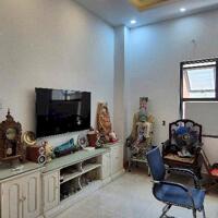 Nhà khu tập thể giải phóng 67m 3 ngủ chỉ gần 4 tỷ.