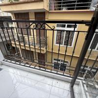 Cần bán căn hộ CCMN đường Giải Phóng, Hoàng Mai 50m, 2 ngủ, full đồ giá 1.850 tỷ