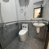 Cần bán căn hộ CCMN đường Giải Phóng, Hoàng Mai 50m, 2 ngủ, full đồ giá 1.850 tỷ