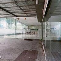 Cho thuê nhà trệt lửng góc 3 mặt tiền võ nguyên giáp ngang 10m giá 45 triệu