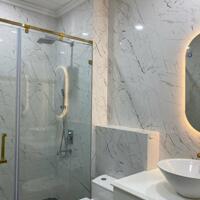 BÁN SHOPHOUSE 4.5 TẦNG FULL NỘI THẤT, NGAY CC ESTUARY- THU NHẬP 45 TR/ THÁNG- GIÁ BÁN HƠN 15 TỶ
