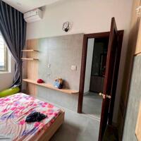 Cho thuê nhà đẹp 3 tầng 4 phòng MT đường 7.5m khu Nam Việt Á, nội thất cao cấp