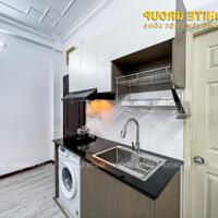 Căn hộ studio vách kính, máy giặt riêng cửa sổ trời gần công trường Dân Chủ, sau chung cư Hà Đô