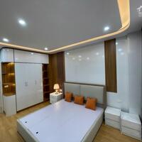 BÁN GẤP NHÀ PHỐ TẢN ĐÀ VÀI BƯỚC RA CHỢ , 10M RA ĐƯỜNG Ô TÔ . NGÕ THÔNG