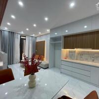 BÁN GẤP NHÀ PHỐ TẢN ĐÀ VÀI BƯỚC RA CHỢ , 10M RA ĐƯỜNG Ô TÔ . NGÕ THÔNG