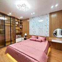 BAN NHÀ TÂN KHAI. DT 40m2 5T giá 6 tỷ Hai Bà Trưng .0947913839.