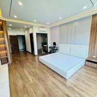 Bán nhà 640 Nguyễn Văn Cừ, Phường Gia Thụy, Long Biên. Thang Máy, 52m x 6T. Lh 0965858116