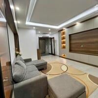 Cực đẹp mặt phố Nghi Tàm 63m2, mặt tiền 4.7m nhỉnh 27 tỷ ngày gần Đường Thanh Niên