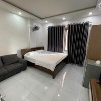 Cho thuê nhà phố Văn Cao, DT: 70m2, 5 ngủ khép kín.