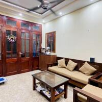 B.á.n nhà riêng tại Đường Yên Hòa, Phường Quan Hoa, Cầu Giấy, Hà Nội. Nhà 5 tầng cực chất với 6PN, 3WC, thang máy hiện đại. Pháp lý đầy đủ, sổ đỏ.