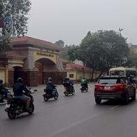 Mặt phố Quang Trung, Hà Đông, 48m², 5 tầng, giá nhỉnh 10 tỷ, vỉa hè, ôtô tránh KD. Ô chờ thang máy.