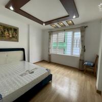 Cho thuê nhà khu phân lô Văn Cao, 4 p.ngủ, DT: 60m2.